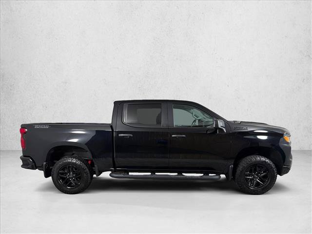 Used 2023 Chevrolet Silverado 1500 Custom Trail Boss w/ Midnight Edition AWD/4WD image 2