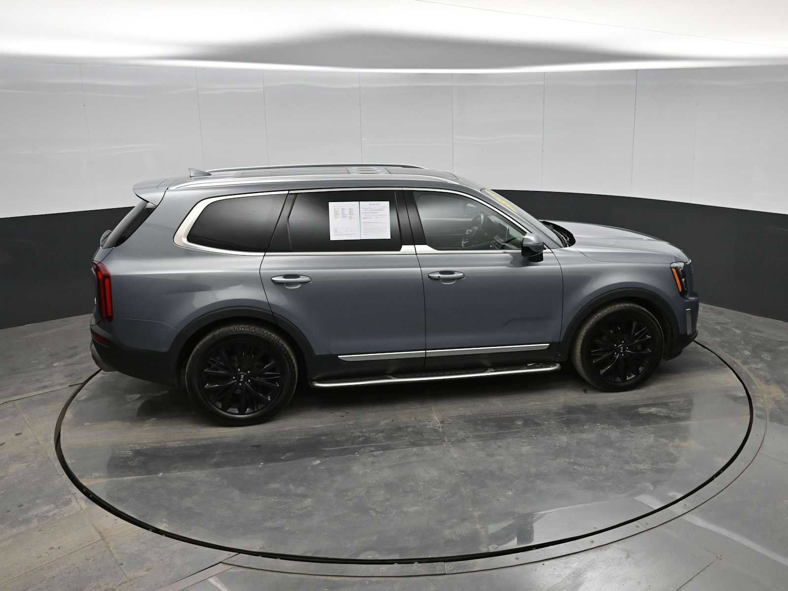 Used 2020 Kia Telluride SX w/ SX Prestige Package image 29