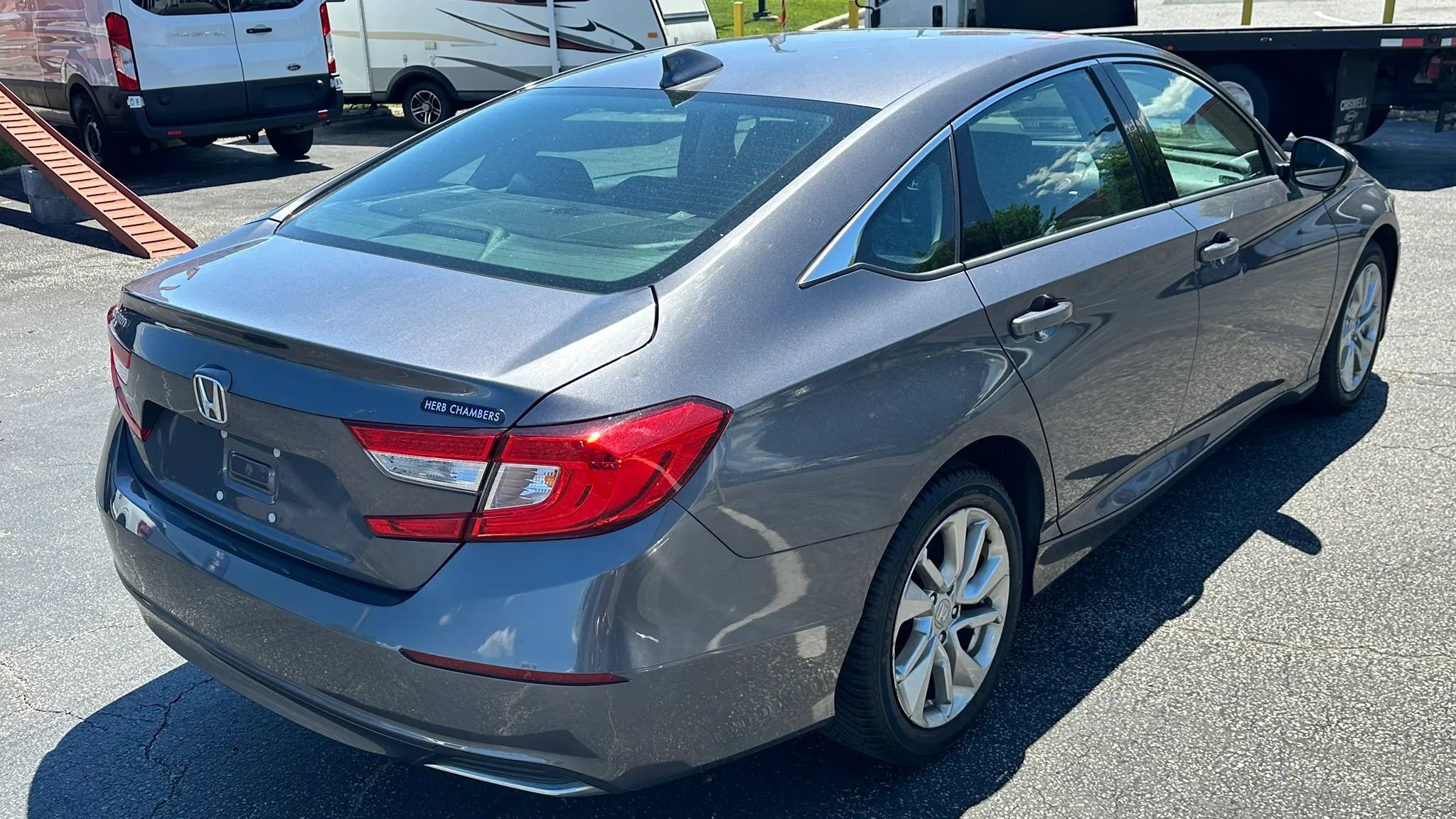 Used 2018 Honda Accord LX image 5