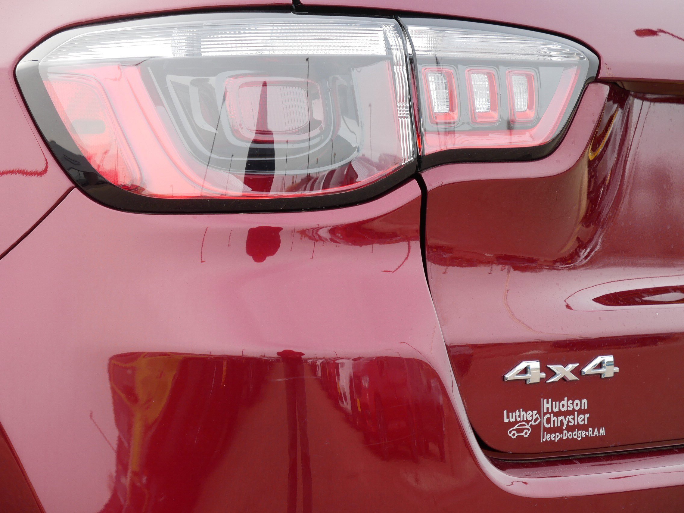 Used 2022 Jeep Compass Limited image 17