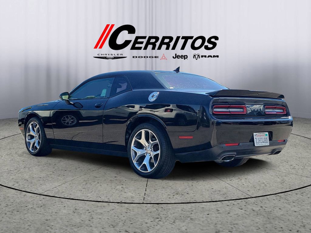 Used 2015 Dodge Challenger SXT Plus RWD video 2