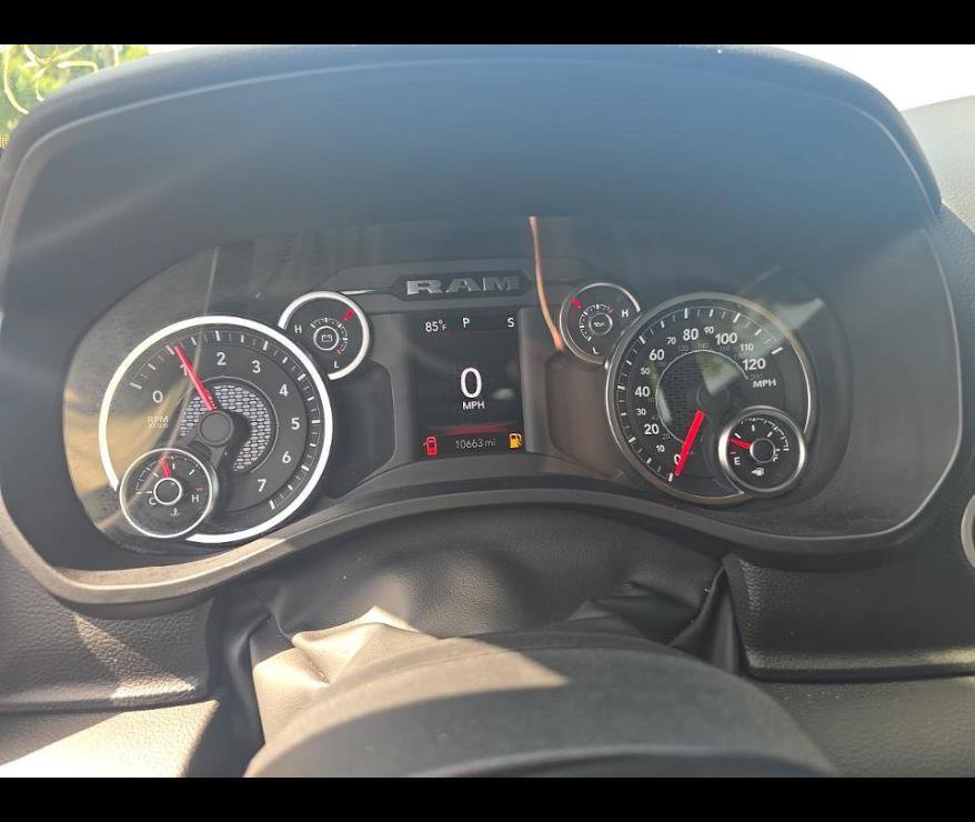 Used 2025 RAM 1500 Big Horn AWD/4WD image 6
