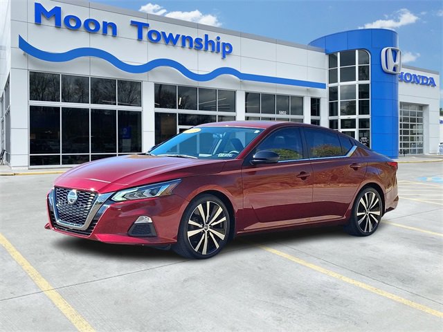 Used 2019 Nissan Altima 2.5 SR w/ SR Premium Package image 3