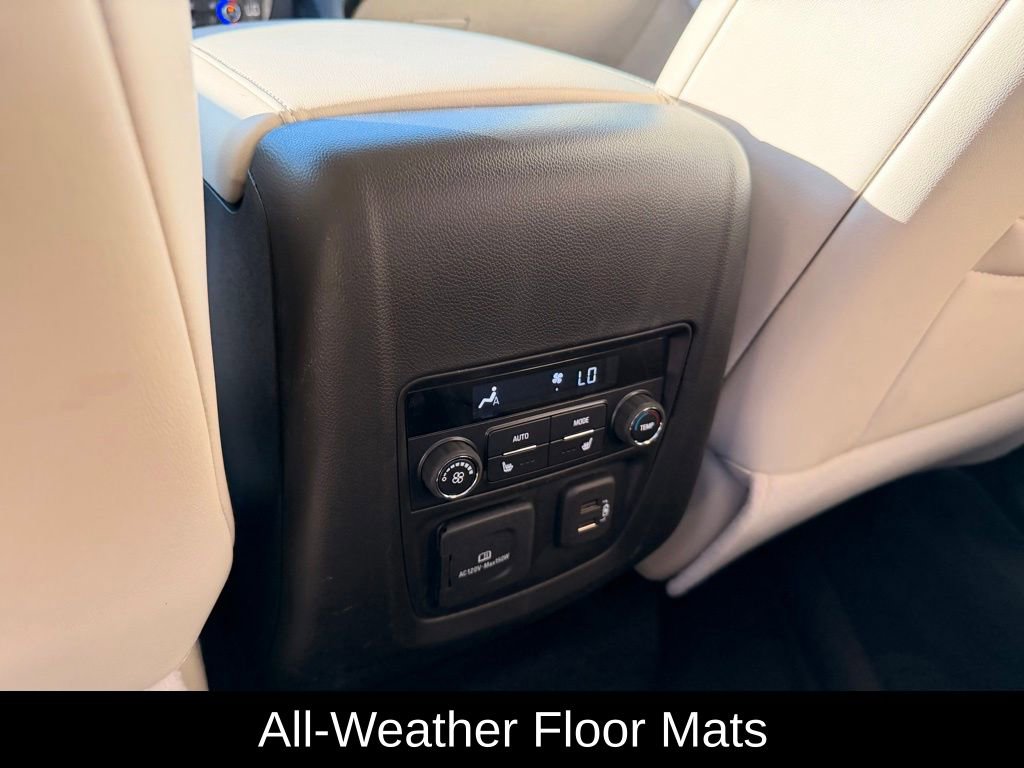 Used 2023 Buick Enclave Avenir FWD image 24