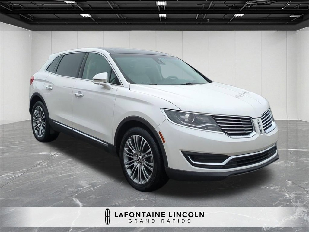 Used 2016 Lincoln MKX Reserve w/ Climate Package image 7