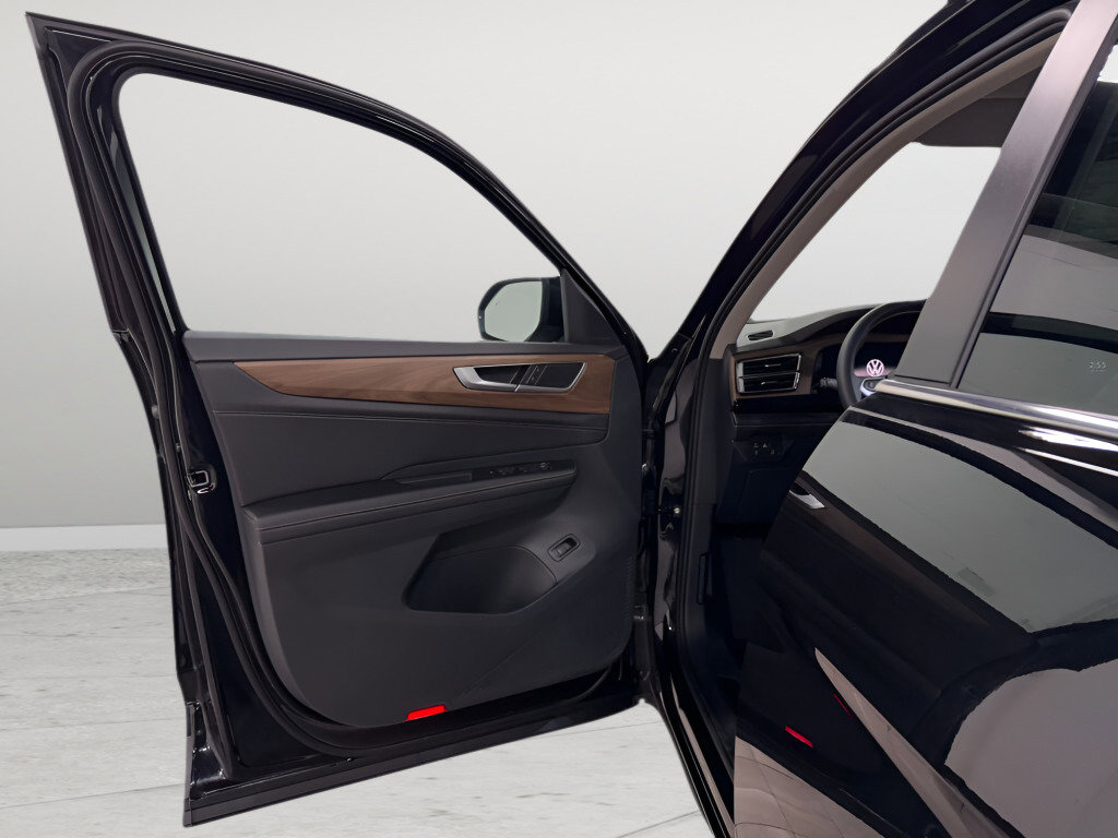 New 2026 Volkswagen Atlas SE image 20