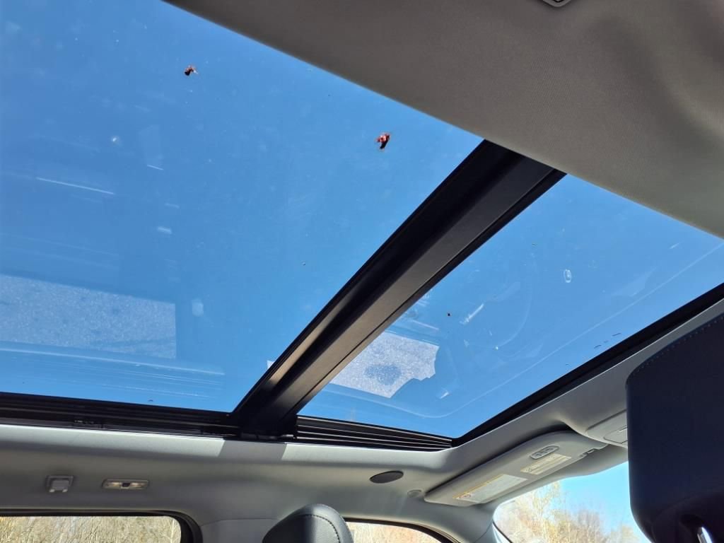 Certified 2025 Ford F350 Lariat w/ Lariat Ultimate Package image 14