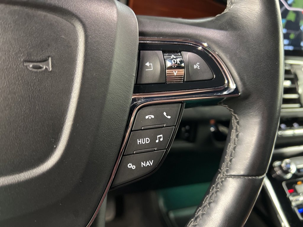 Used 2020 Lincoln Navigator Reserve w/ Luxury Package image 21