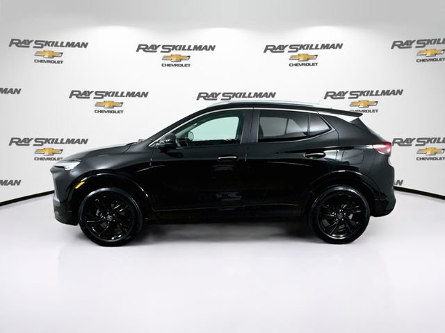 Used 2024 Buick Encore GX Sport Touring AWD/4WD image 4