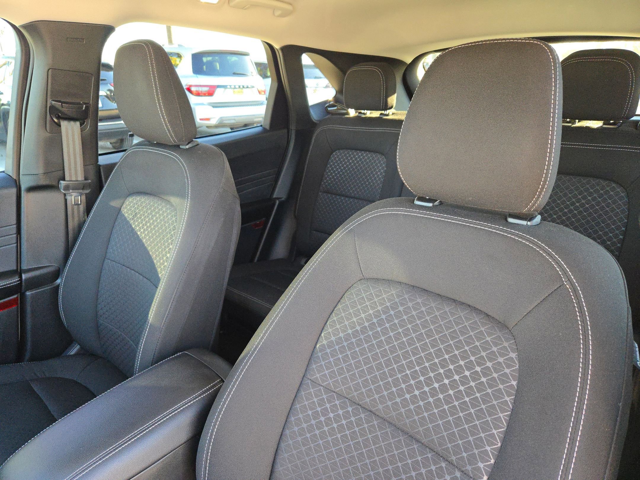 Used 2025 Ford Escape Active image 8