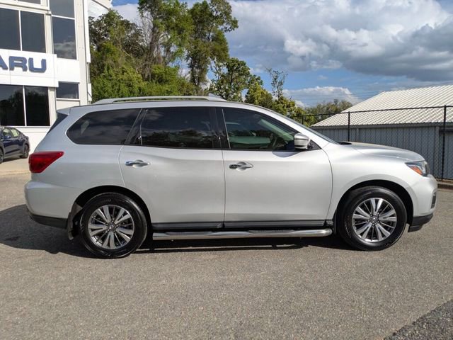 Used 2018 Nissan Pathfinder S image 6