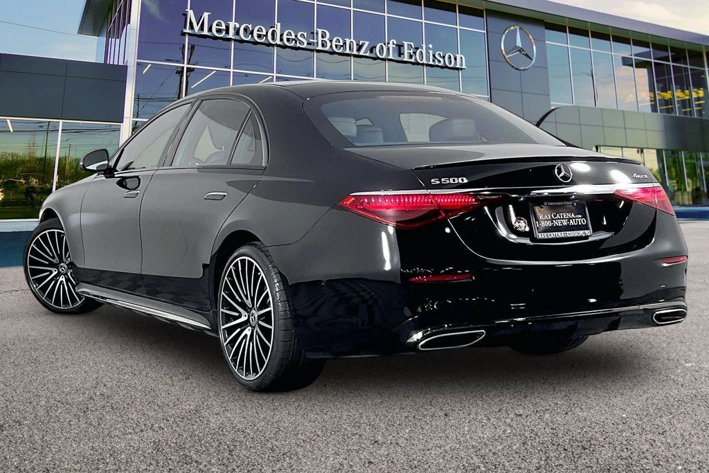 Certified 2023 Mercedes-Benz S 500 4MATIC w/ AMG Line image 2
