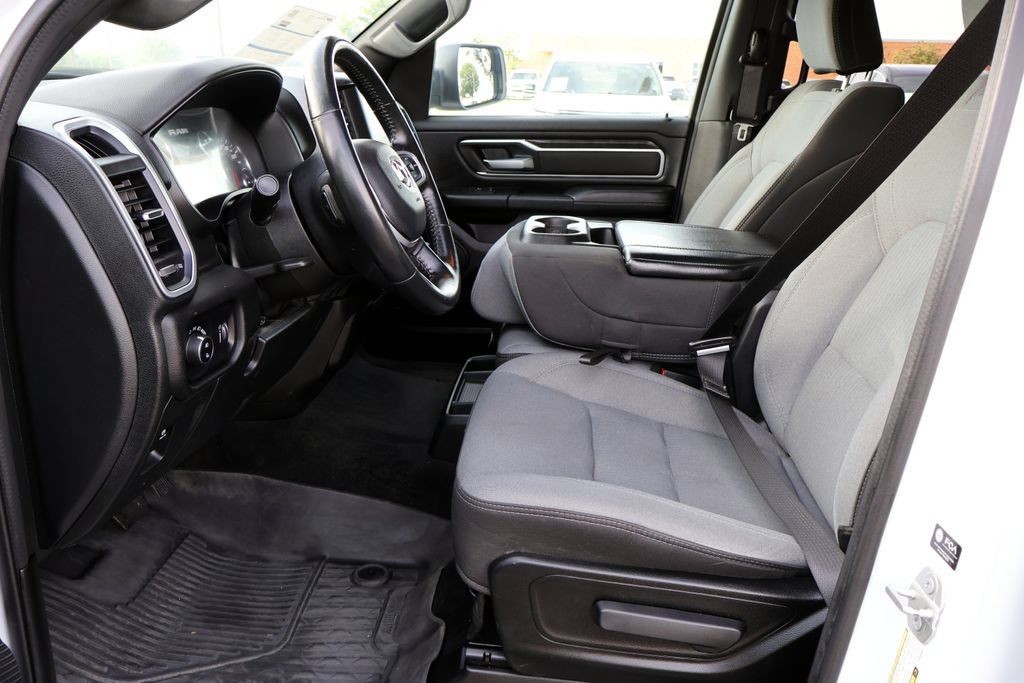 Used 2023 RAM 1500 Big Horn AWD/4WD image 33
