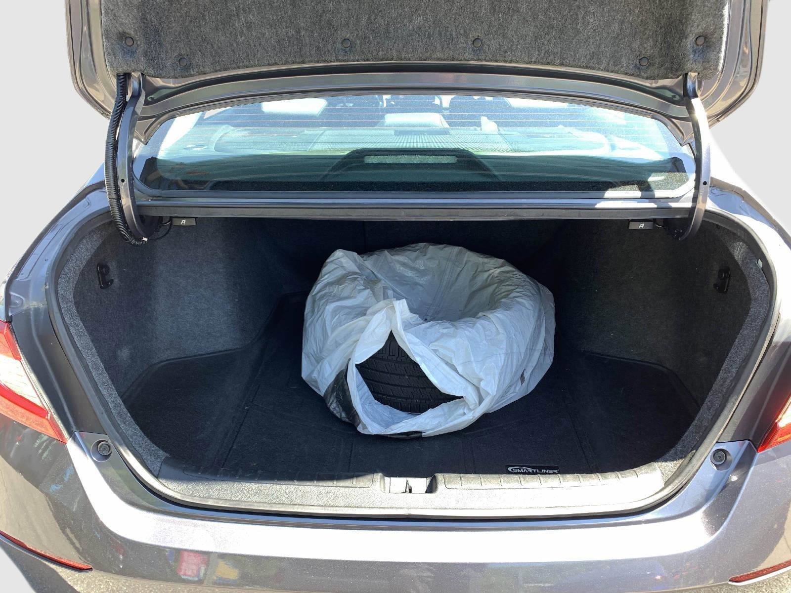 Used 2019 Honda Accord EX image 45