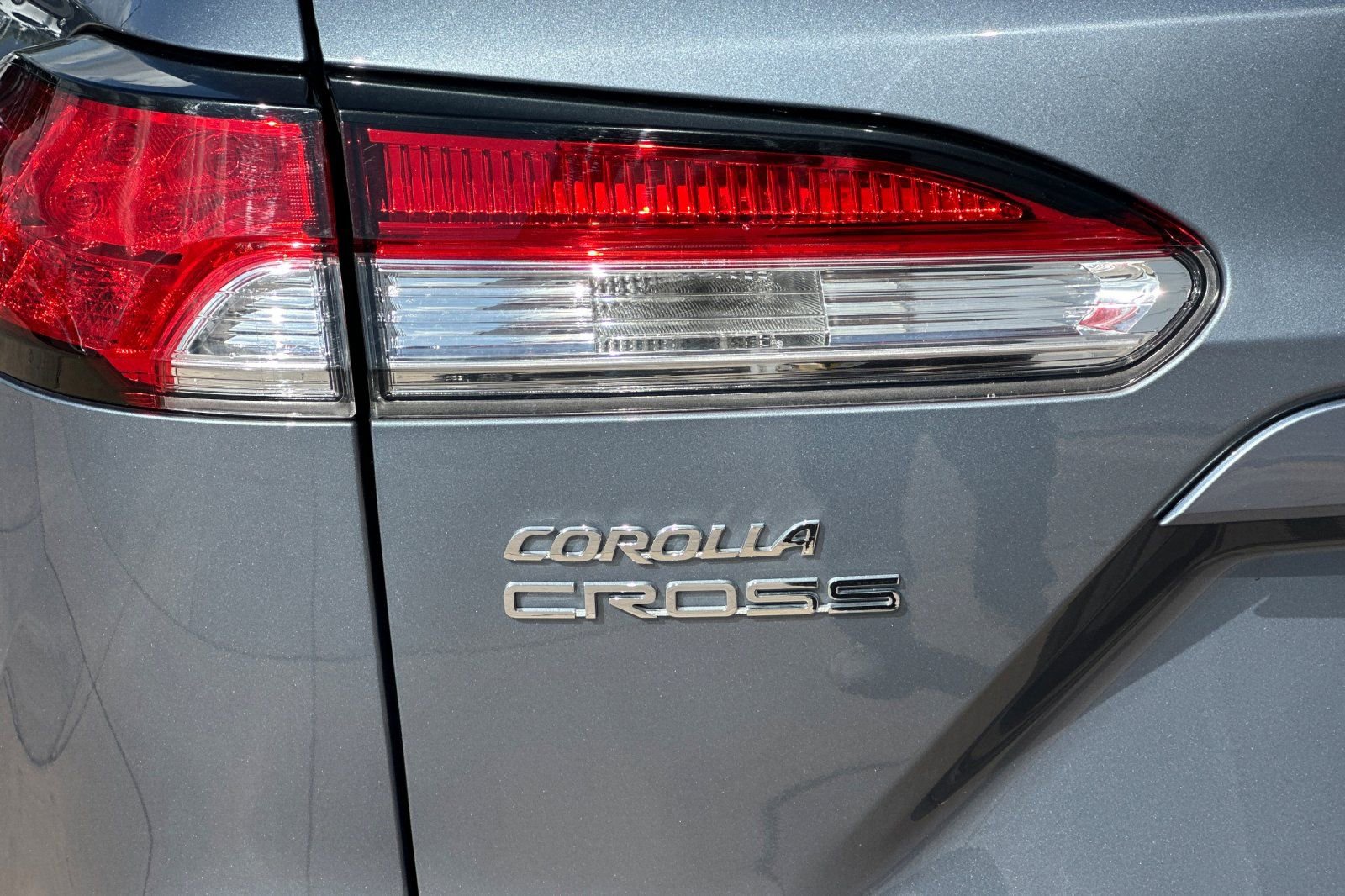 Used 2023 Toyota Corolla Cross L AWD/4WD image 32