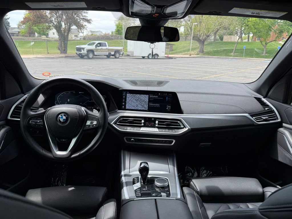 Used 2023 BMW X5 xDrive45e w/ Climate Comfort Package AWD/4WD image 11