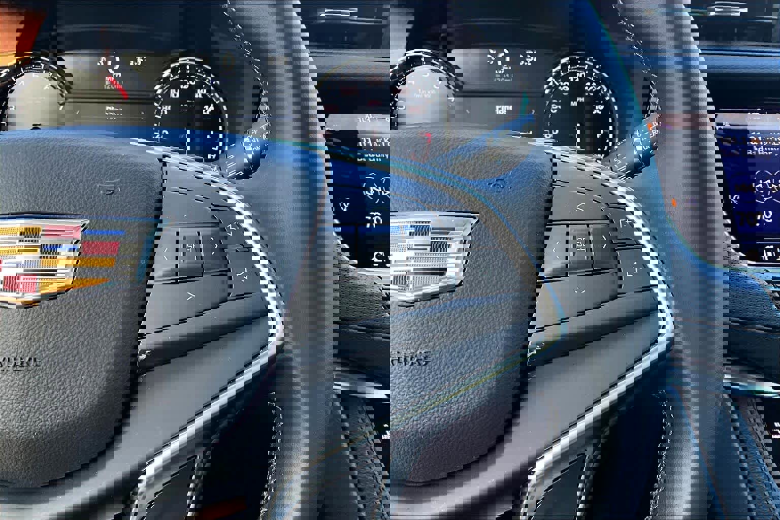 Used 2025 Cadillac XT5 Luxury w/ LPO, Floor Liner Package image 25