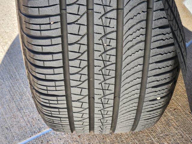 Used 2026 Land Rover Range Rover Velar S image 11