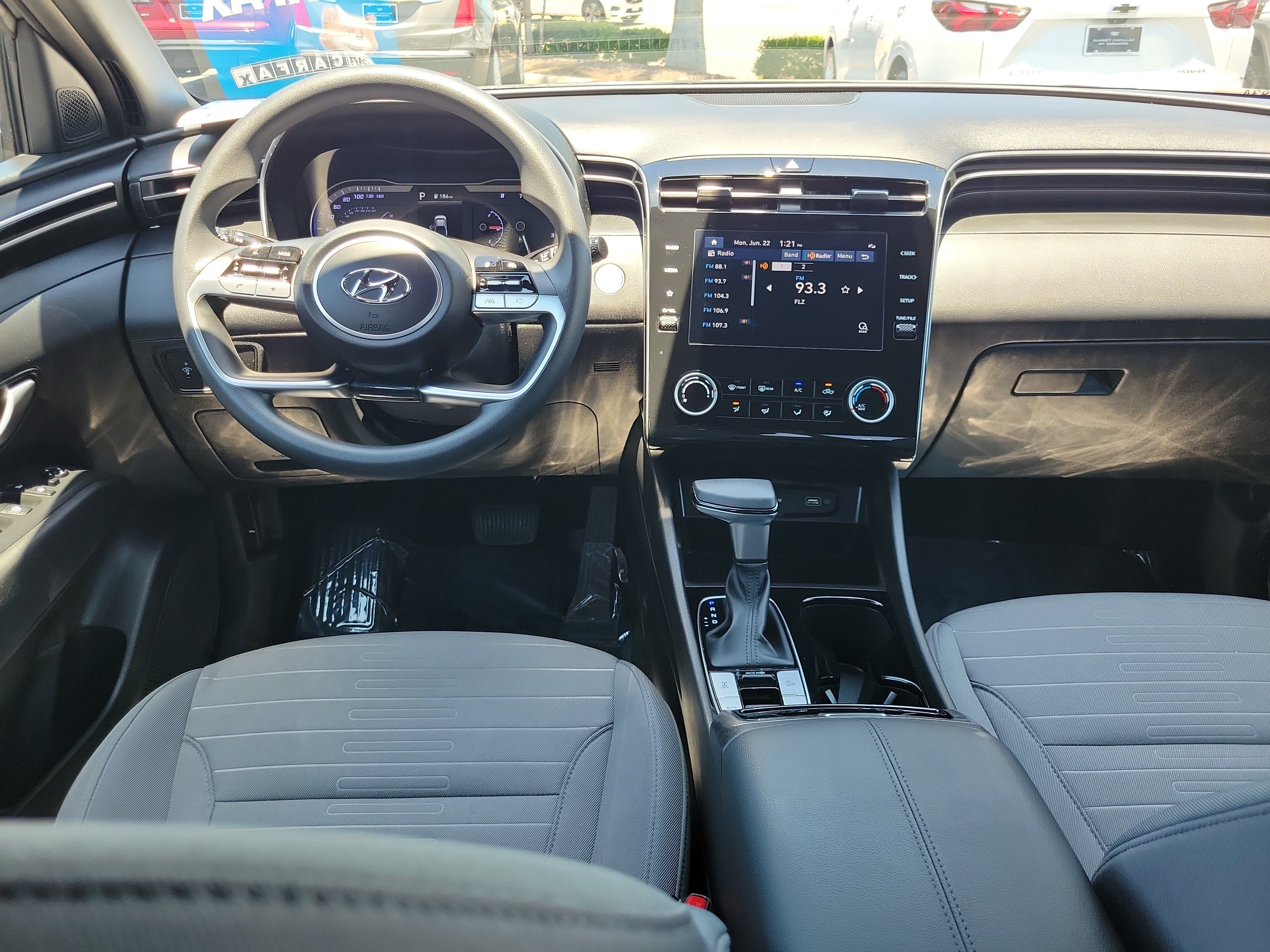 Used 2023 Hyundai Santa Cruz SEL AWD/4WD image 13