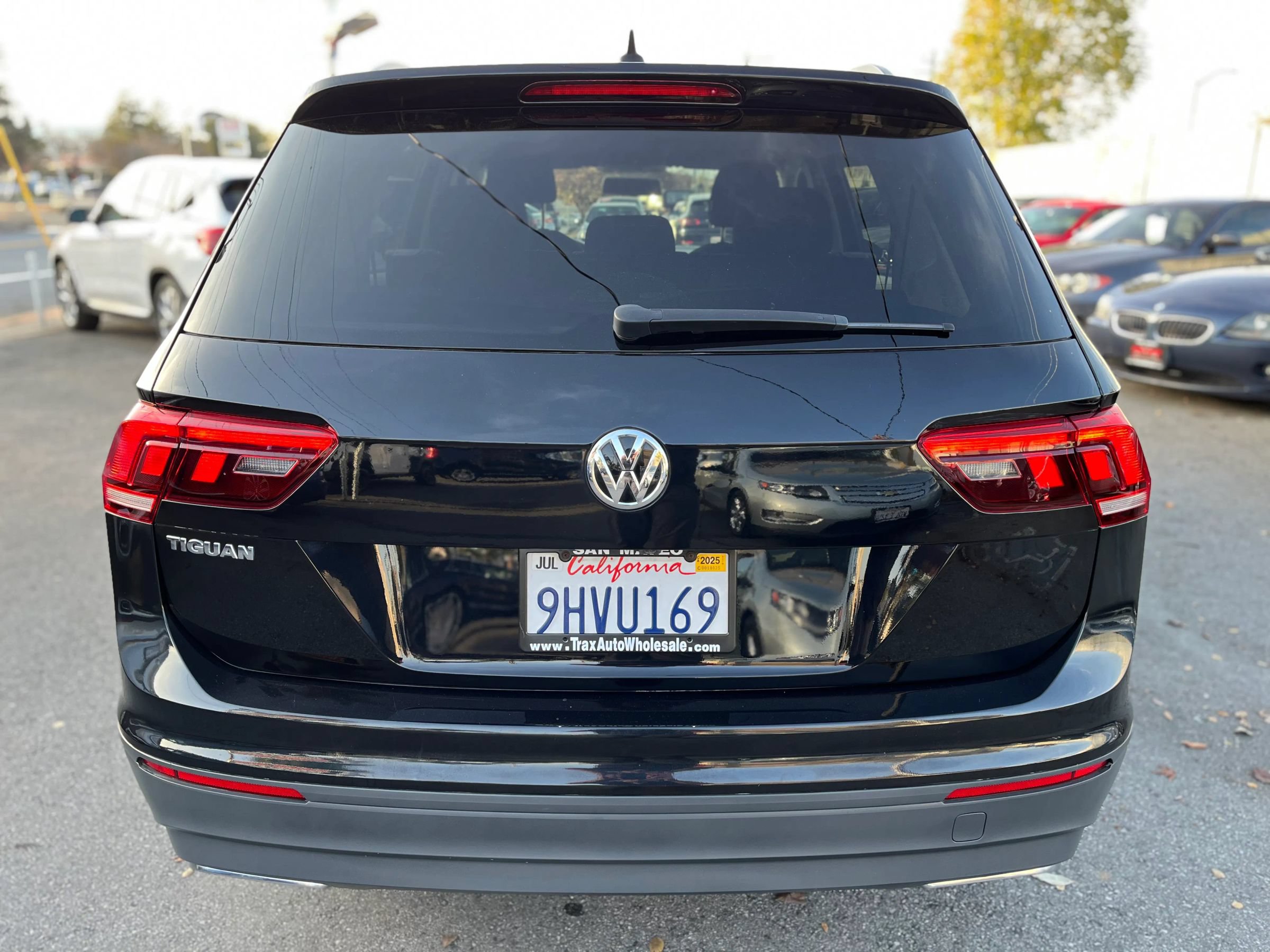 Used 2020 Volkswagen Tiguan S FWD image 5