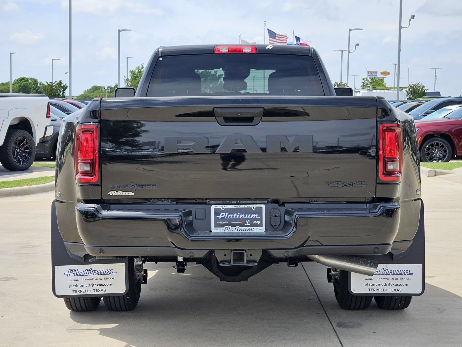 New 2026 RAM 3500 Lone Star AWD/4WD image 9