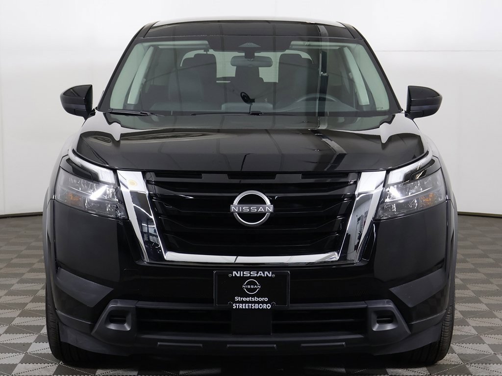 Used 2024 Nissan Pathfinder S image 8