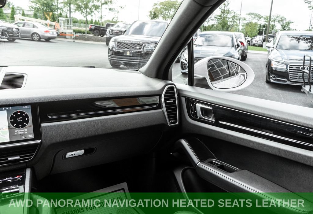 Used 2019 Porsche Cayenne AWD/4WD image 13
