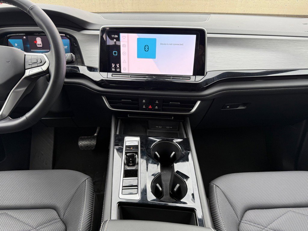 Used 2024 Volkswagen Atlas Cross Sport SE image 23