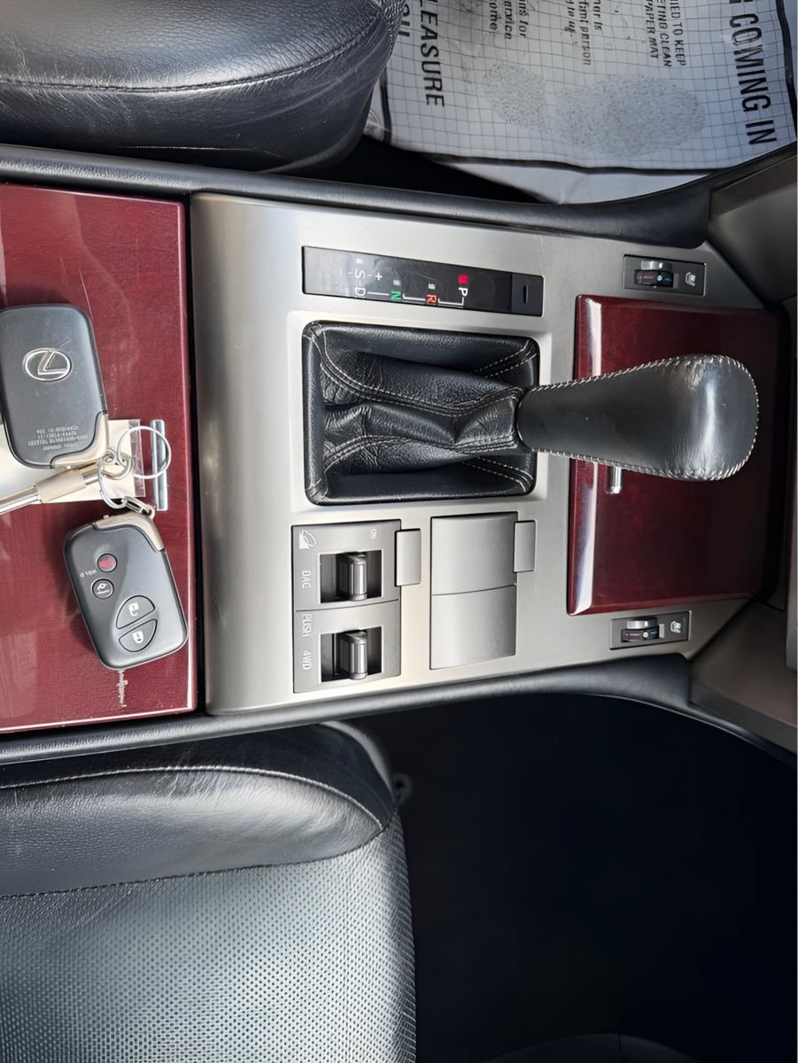 Used 2017 Lexus GX 460 Premium w/ Premium Package AWD/4WD image 17