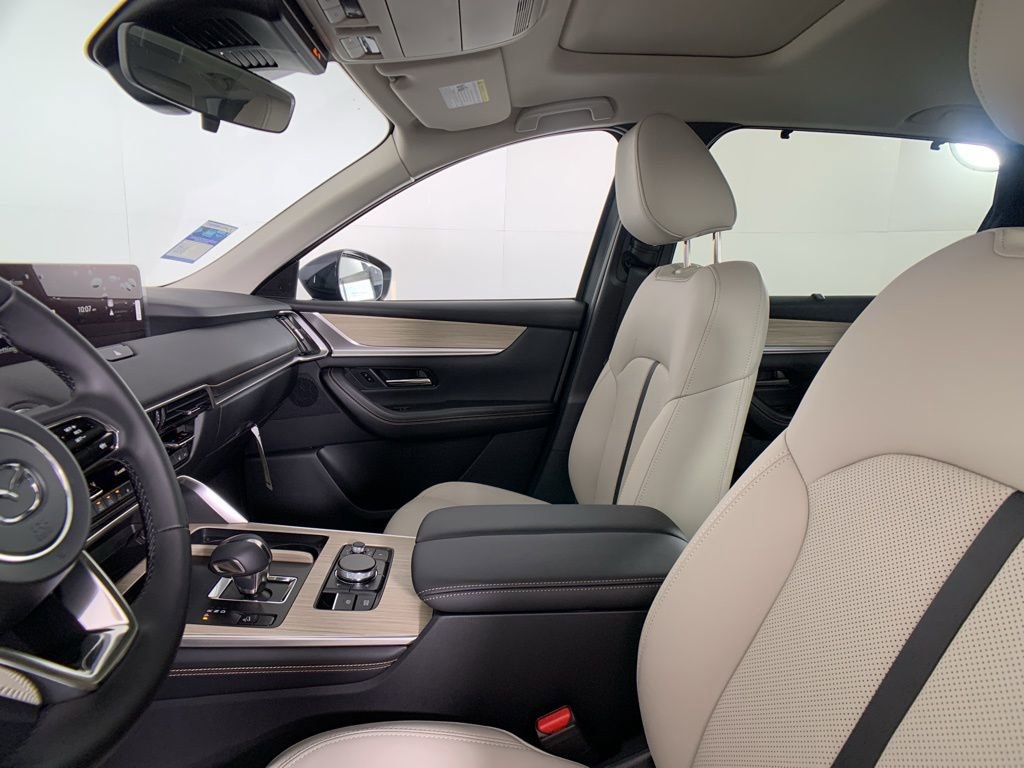 New 2025 MAZDA CX-90 Plug-In Hybrid w/ Preferred image 14