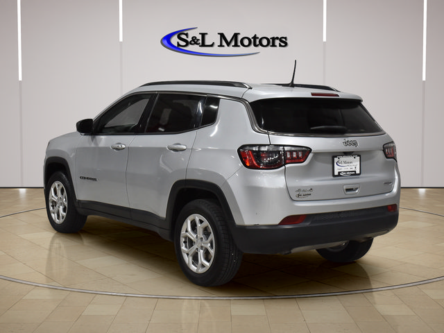 Certified 2024 Jeep Compass Latitude AWD/4WD image 8