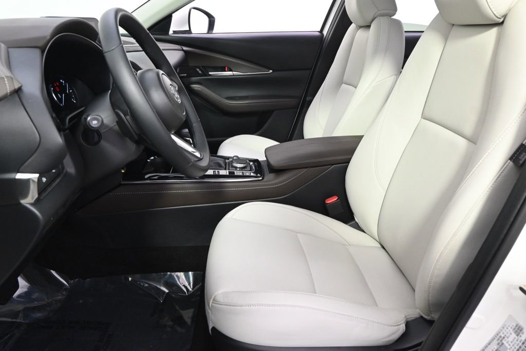 Certified 2025 MAZDA CX-30 AWD 2.5 S w/ Premium Package image 13