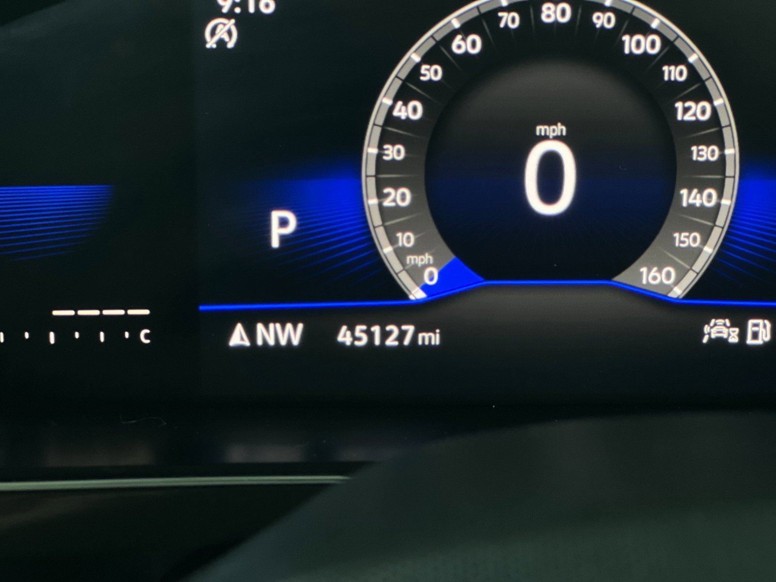 Used 2022 Volkswagen Tiguan SE image 27