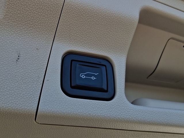 Certified 2020 GMC Acadia Denali FWD image 32