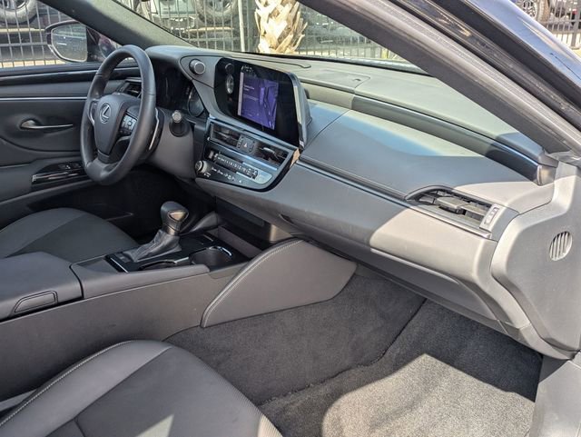 Used 2023 Lexus ES 350 w/ Accessory Package (Z1) image 32