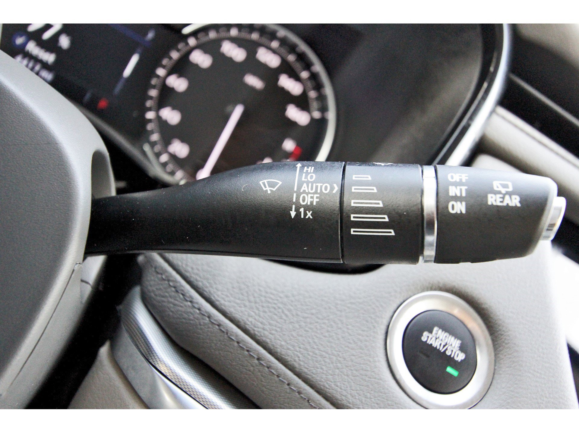 Used 2025 Cadillac XT5 Premium Luxury w/ LPO, Floor Liner Package image 20