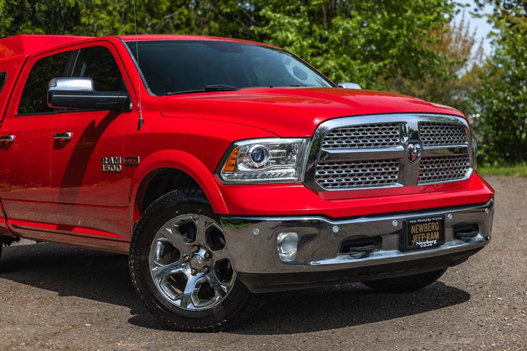 Used 2016 RAM 1500 Laramie w/ Convenience Group AWD/4WD image 3