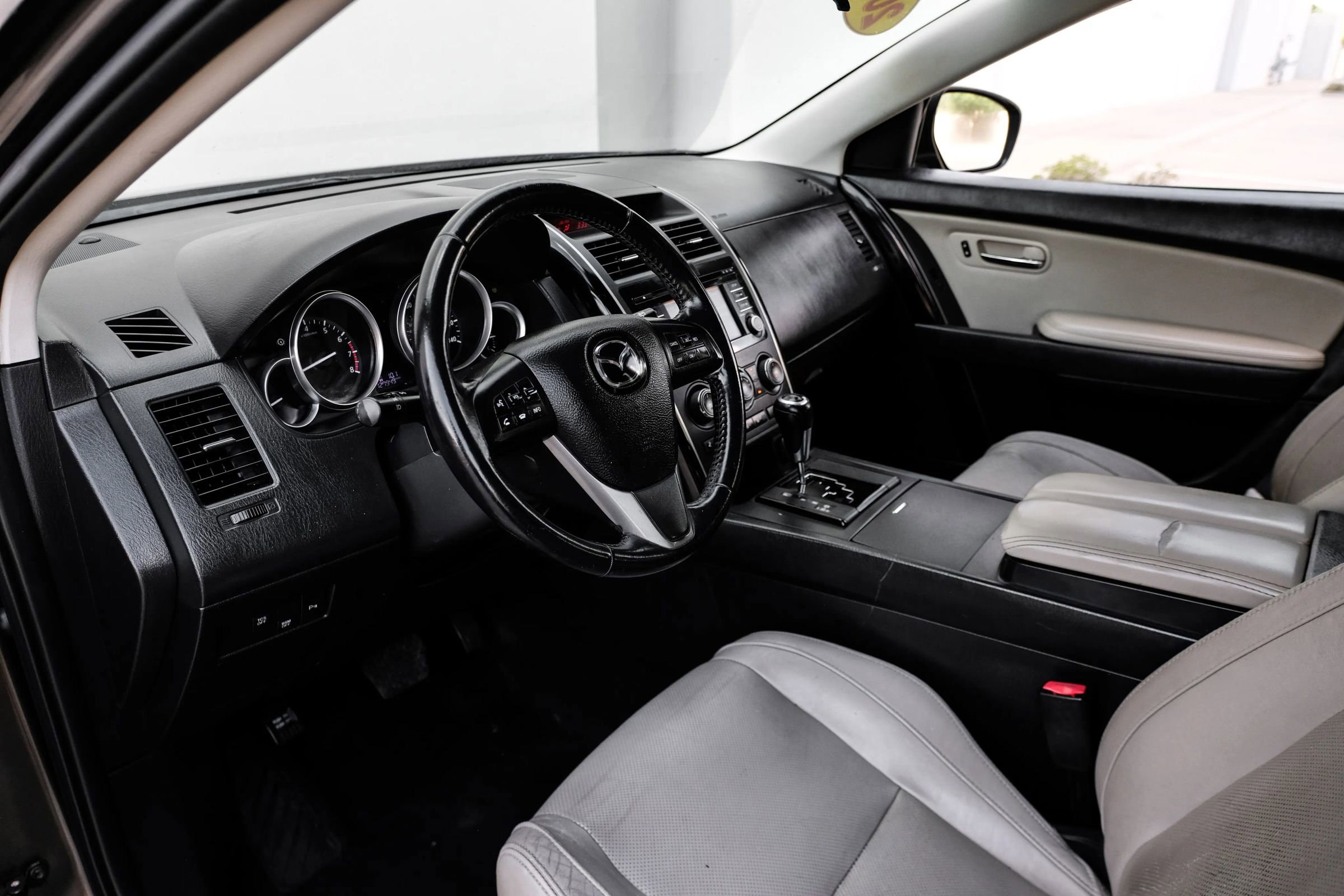 Used 2015 MAZDA CX-9 Touring FWD image 21