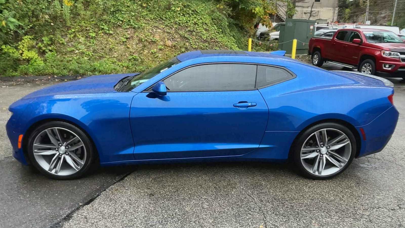 Used 2016 Chevrolet Camaro LT w/ RS Package image 5