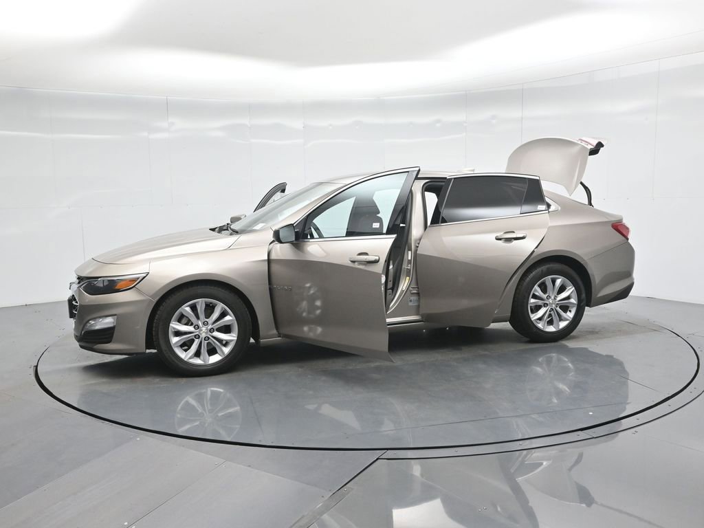 Used 2022 Chevrolet Malibu LT image 35