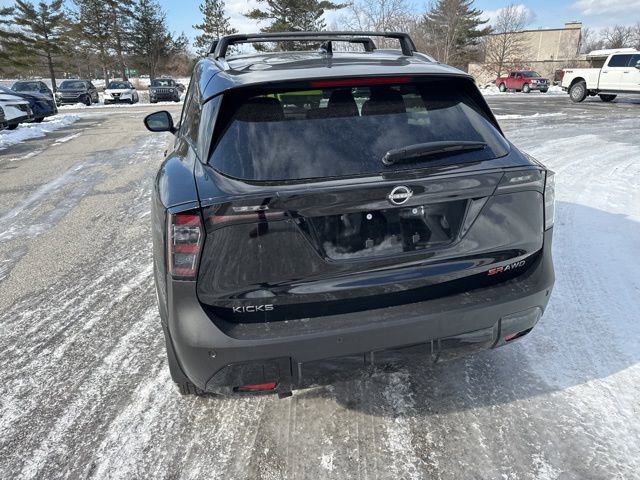 New 2026 Nissan Kicks SR image 23