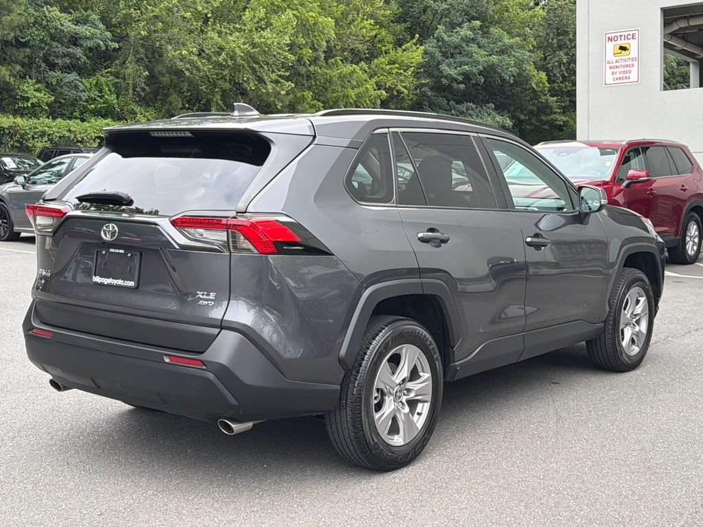 Used 2023 Toyota RAV4 XLE w/ Convenience Package AWD/4WD image 4