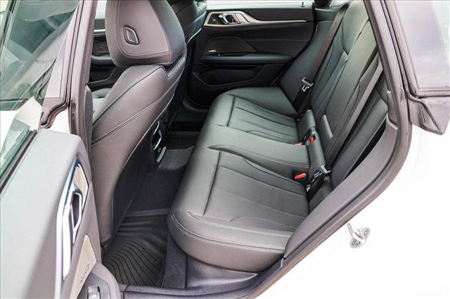 Used 2025 BMW 430i xDrive w/ M Sport Package image 20