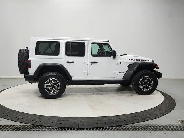 Used 2025 Jeep Wrangler Unlimited Rubicon AWD/4WD image 8