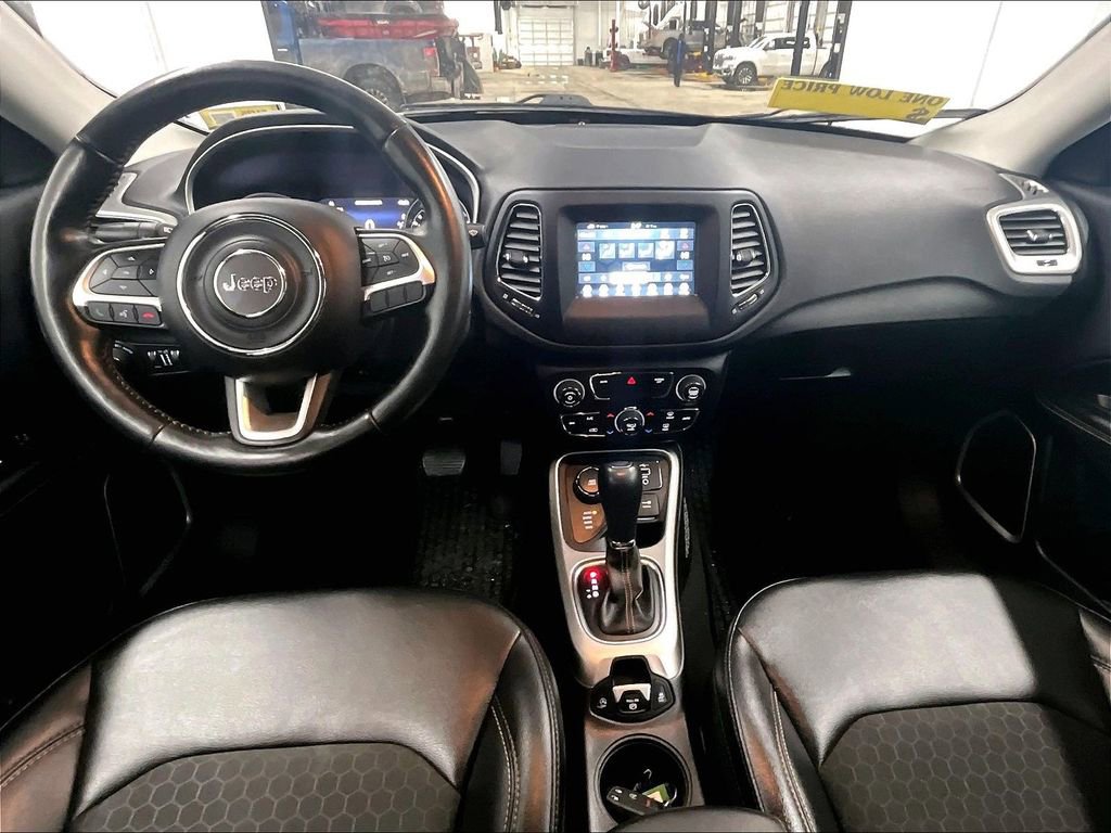 Used 2021 Jeep Compass Latitude w/ Convenience Group image 21