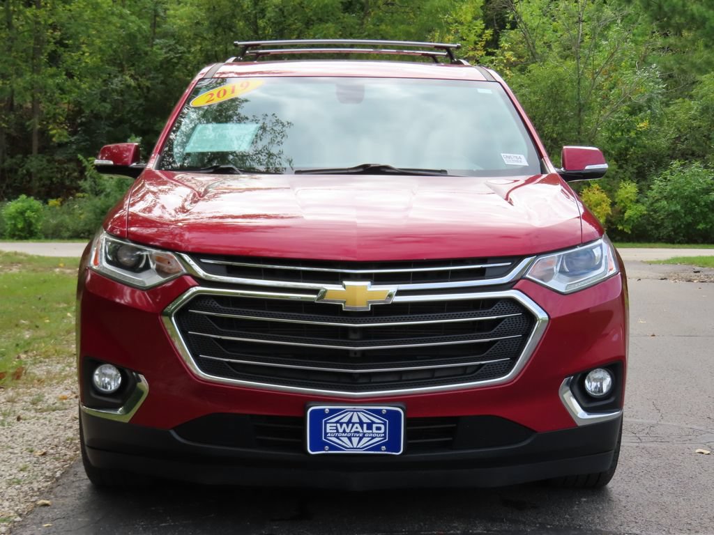 Used 2019 Chevrolet Traverse LT w/ LT Premium Package AWD/4WD image 16