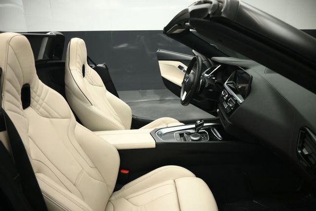 Used 2019 BMW Z4 sDrive30i w/ Premium Package RWD image 46