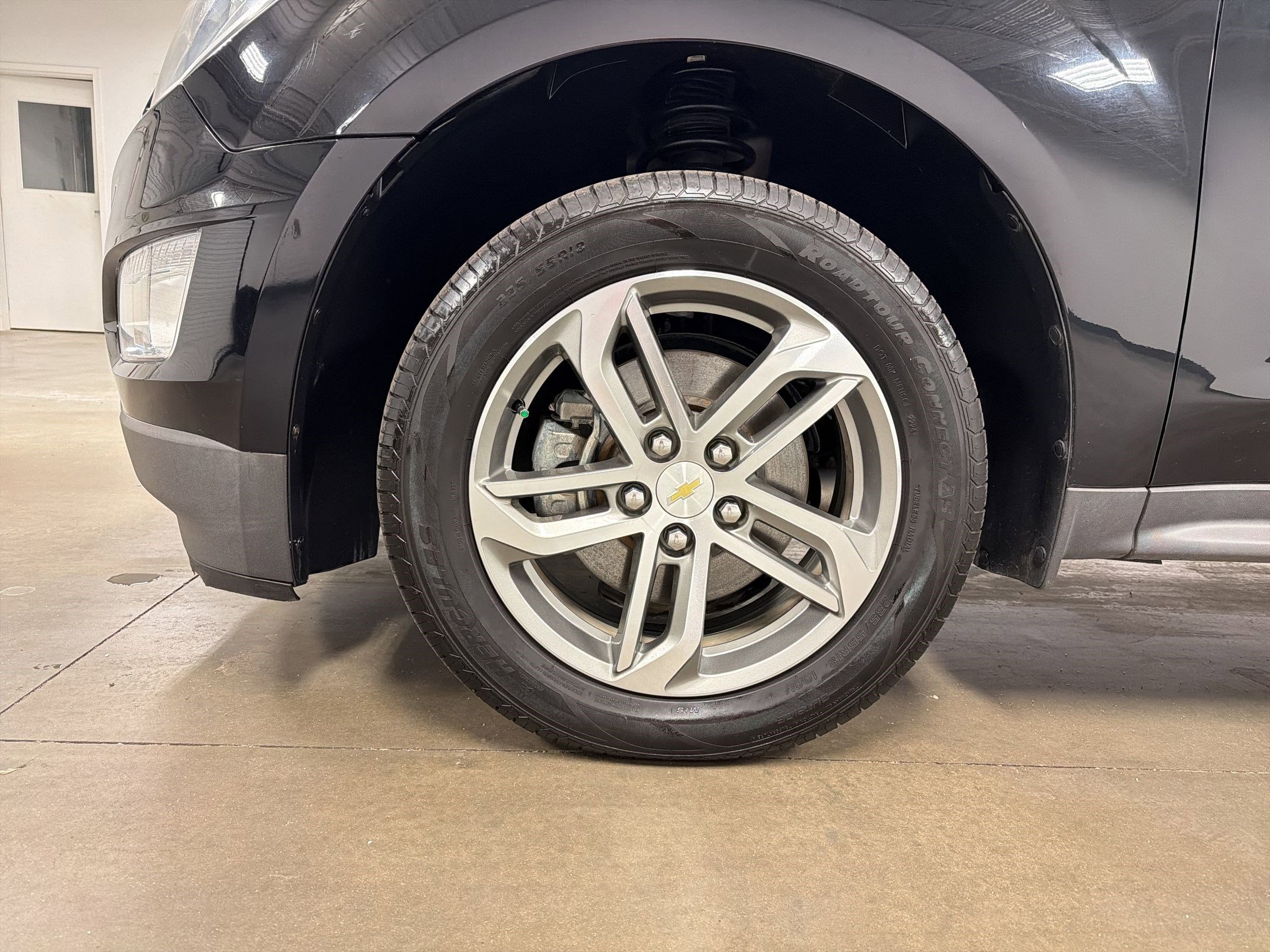 Used 2016 Chevrolet Equinox LTZ image 11