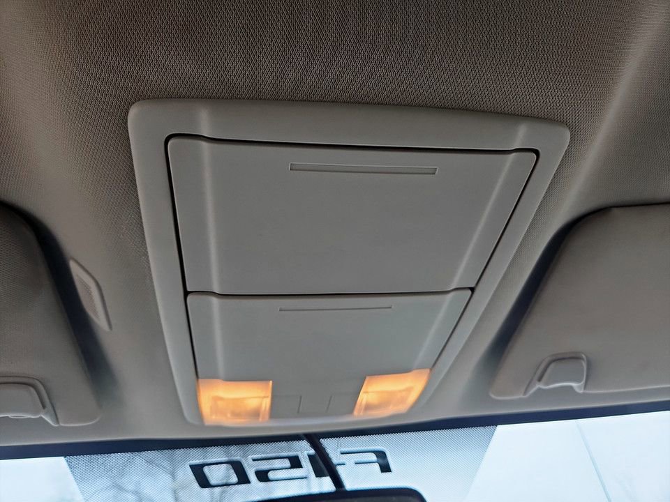 Used 2010 Ford F150 XLT image 22