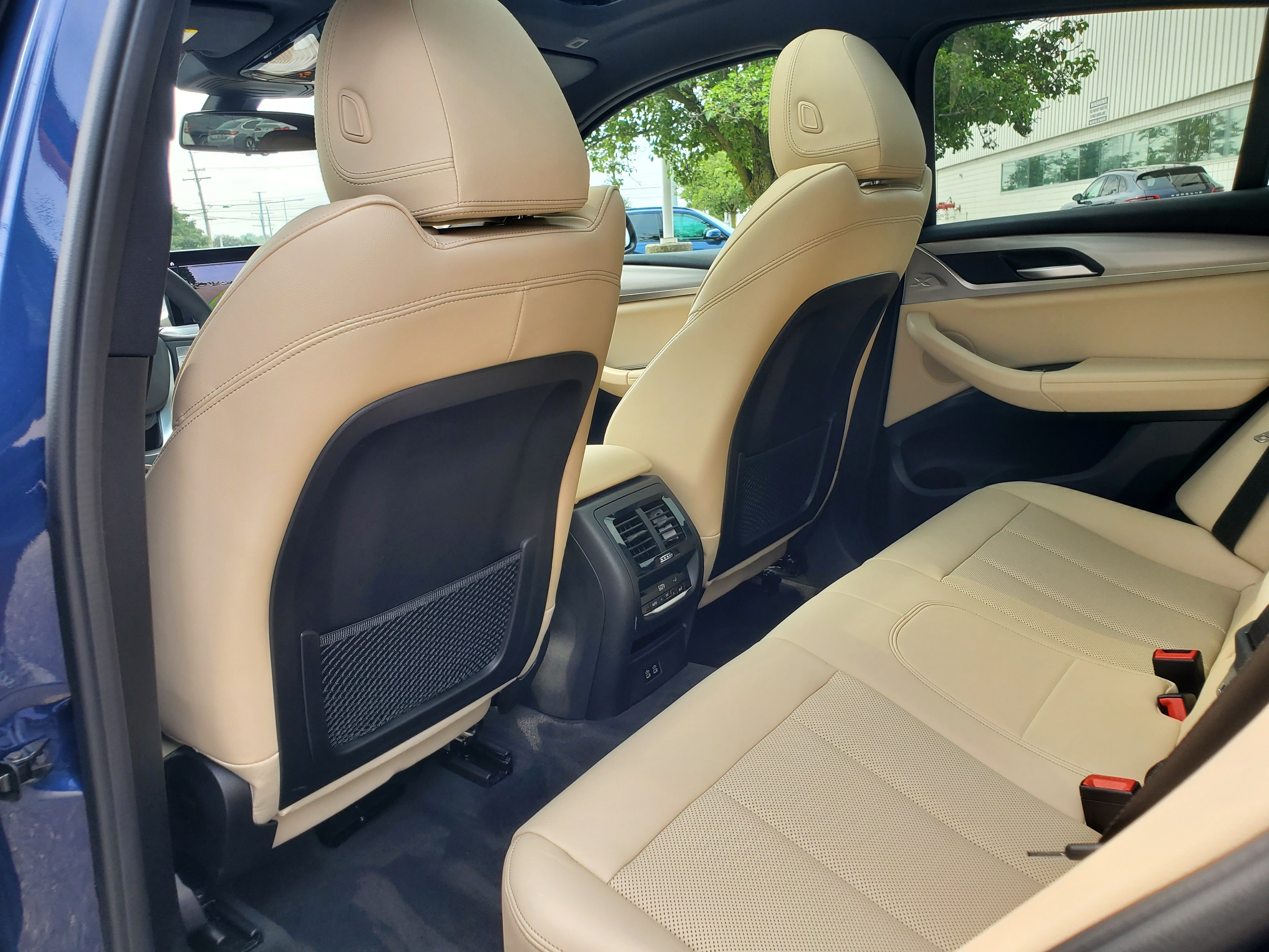 Used 2023 BMW X4 xDrive30i w/ Premium Package AWD/4WD image 35